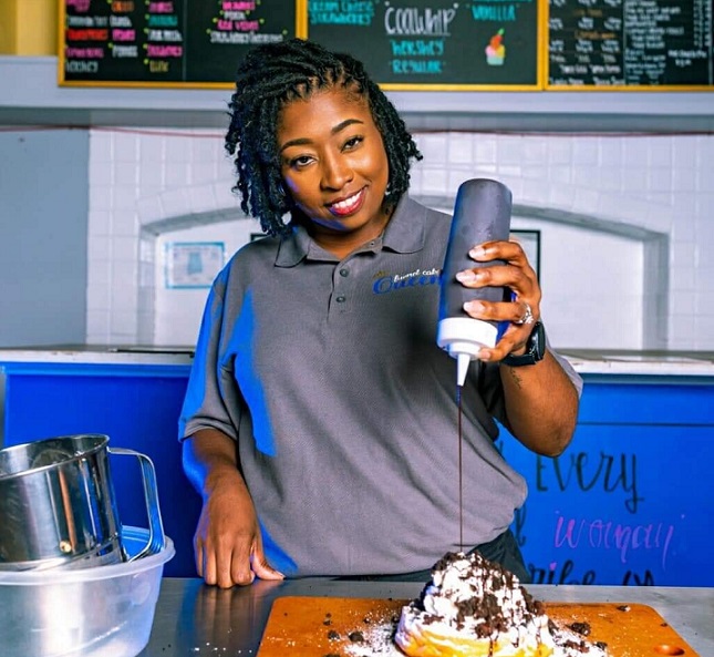 THE FUNNEL CAKE QUEEN The Christian Heart